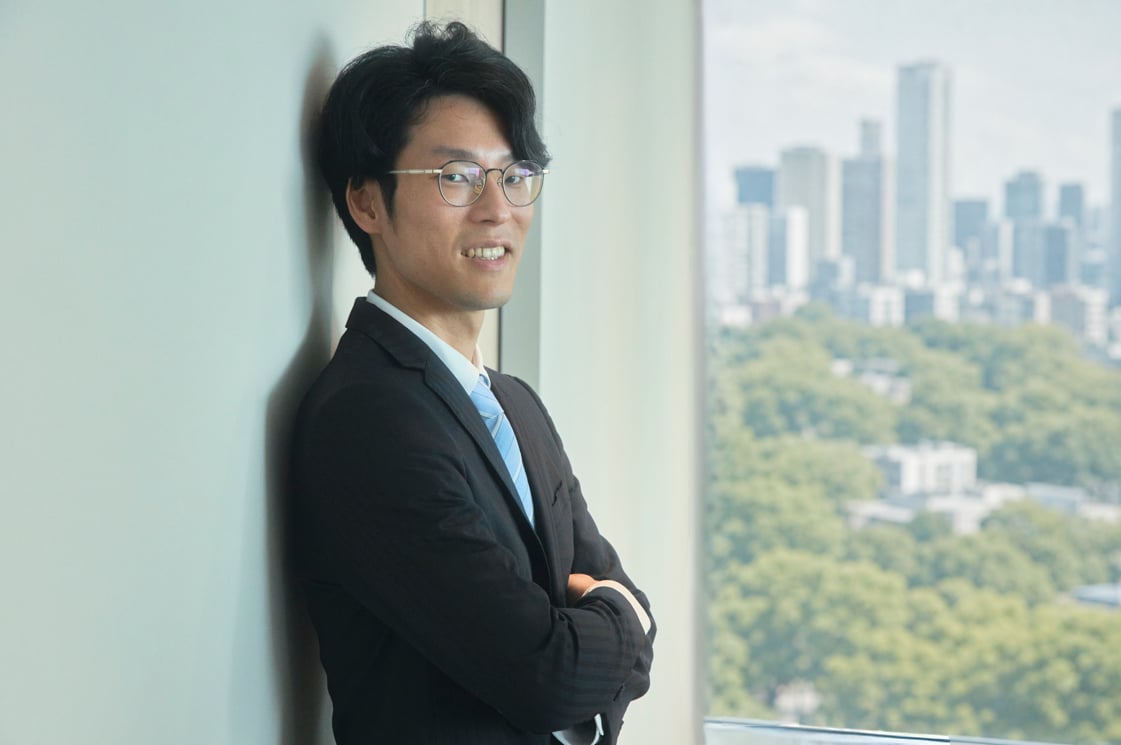 平野 義明
